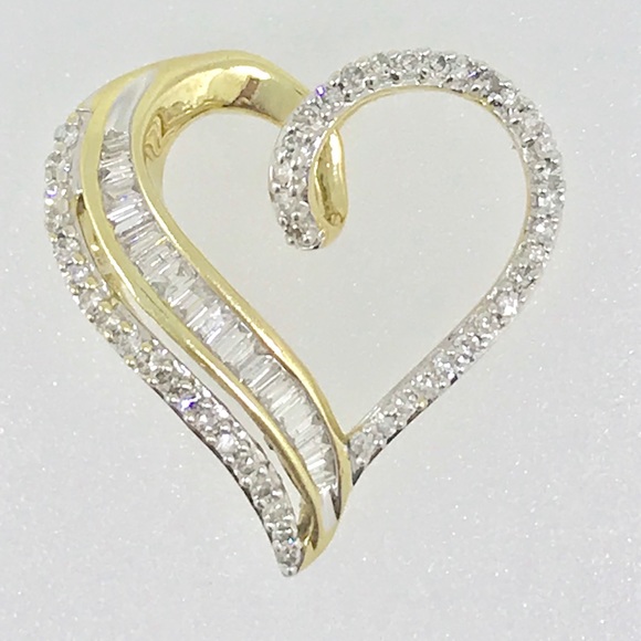 Jewelry - .33 ctw diamond heart pendant in 10 kt YG